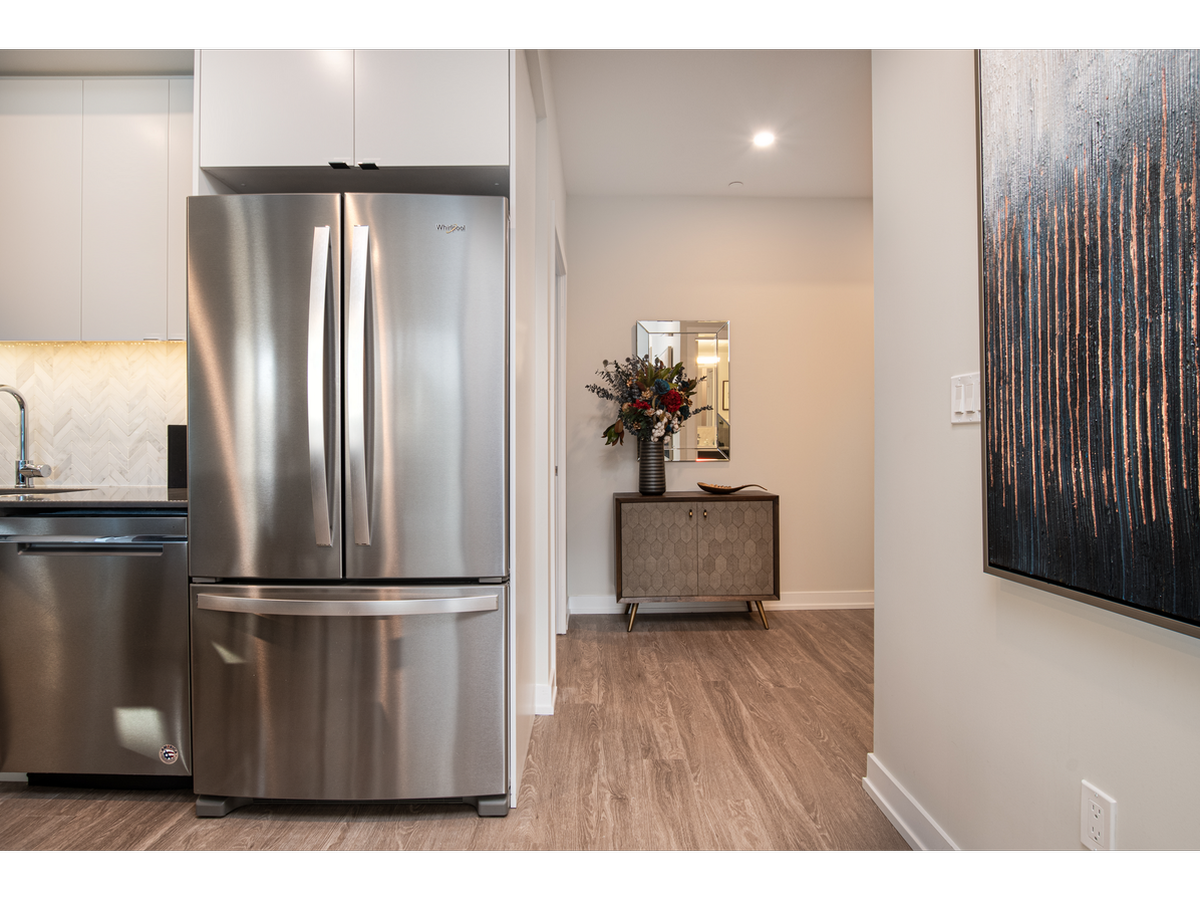 2475 Hurontario Street - Photo 11