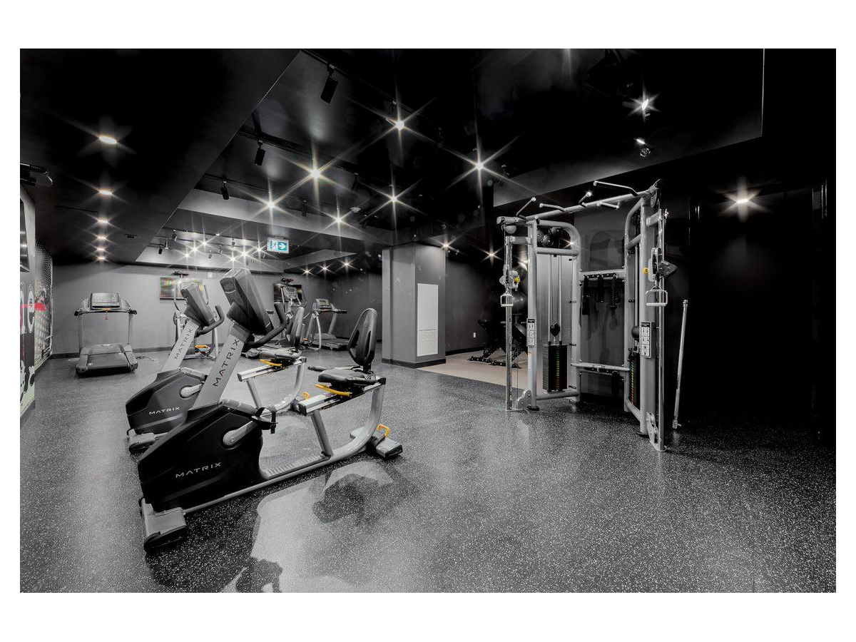 2475 Hurontario Street - Photo 16