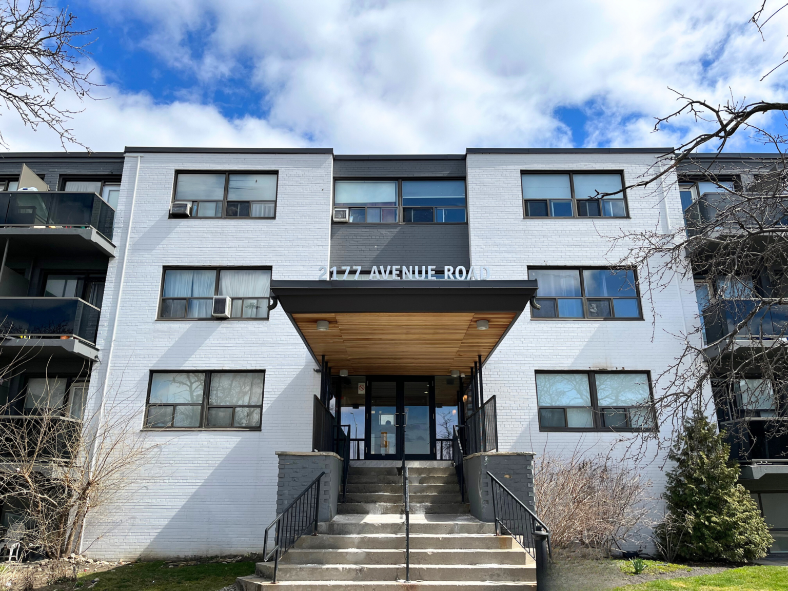 2177 Avenue Road - Photo 14