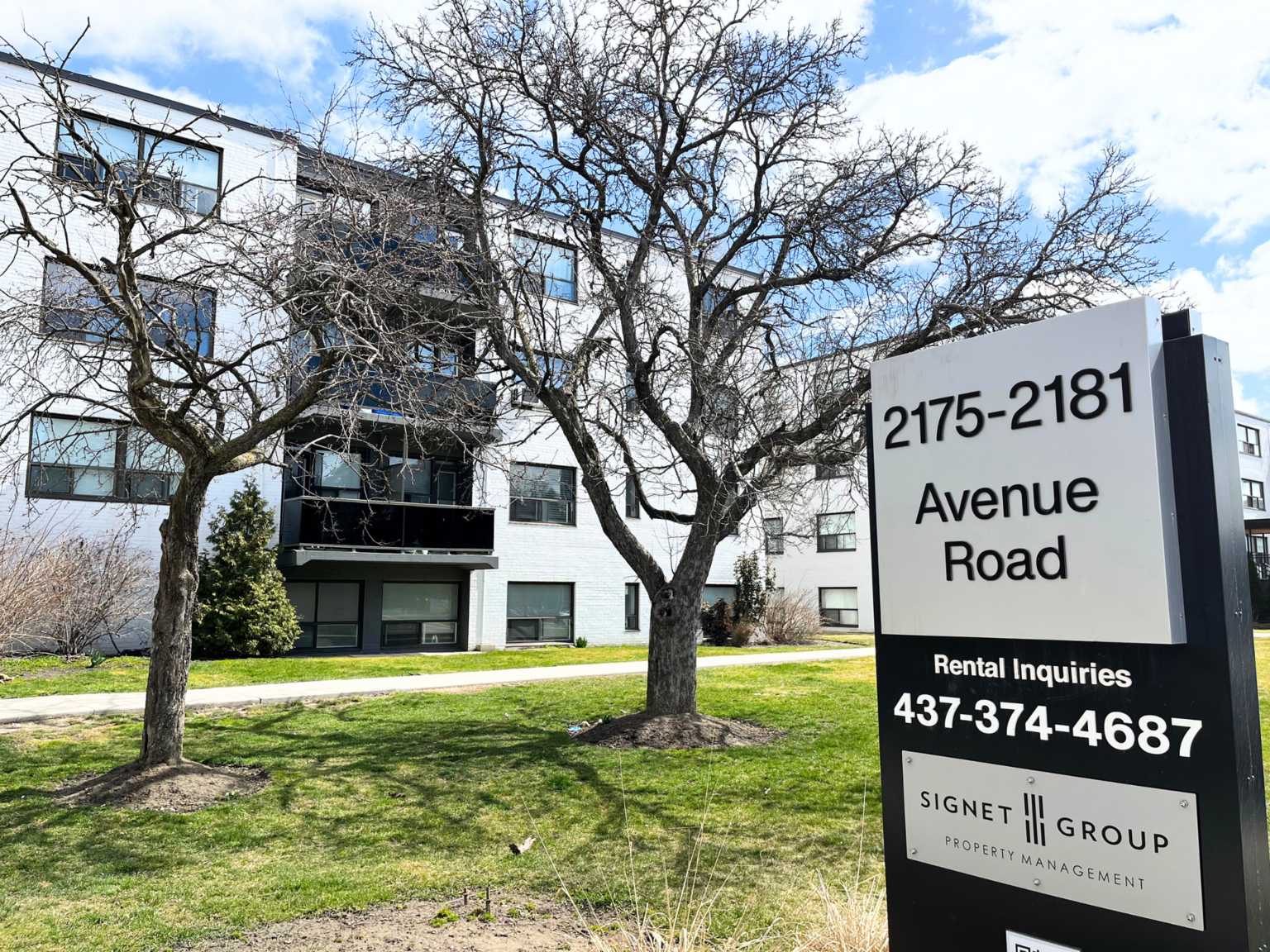 2181 Avenue Road - Photo 2