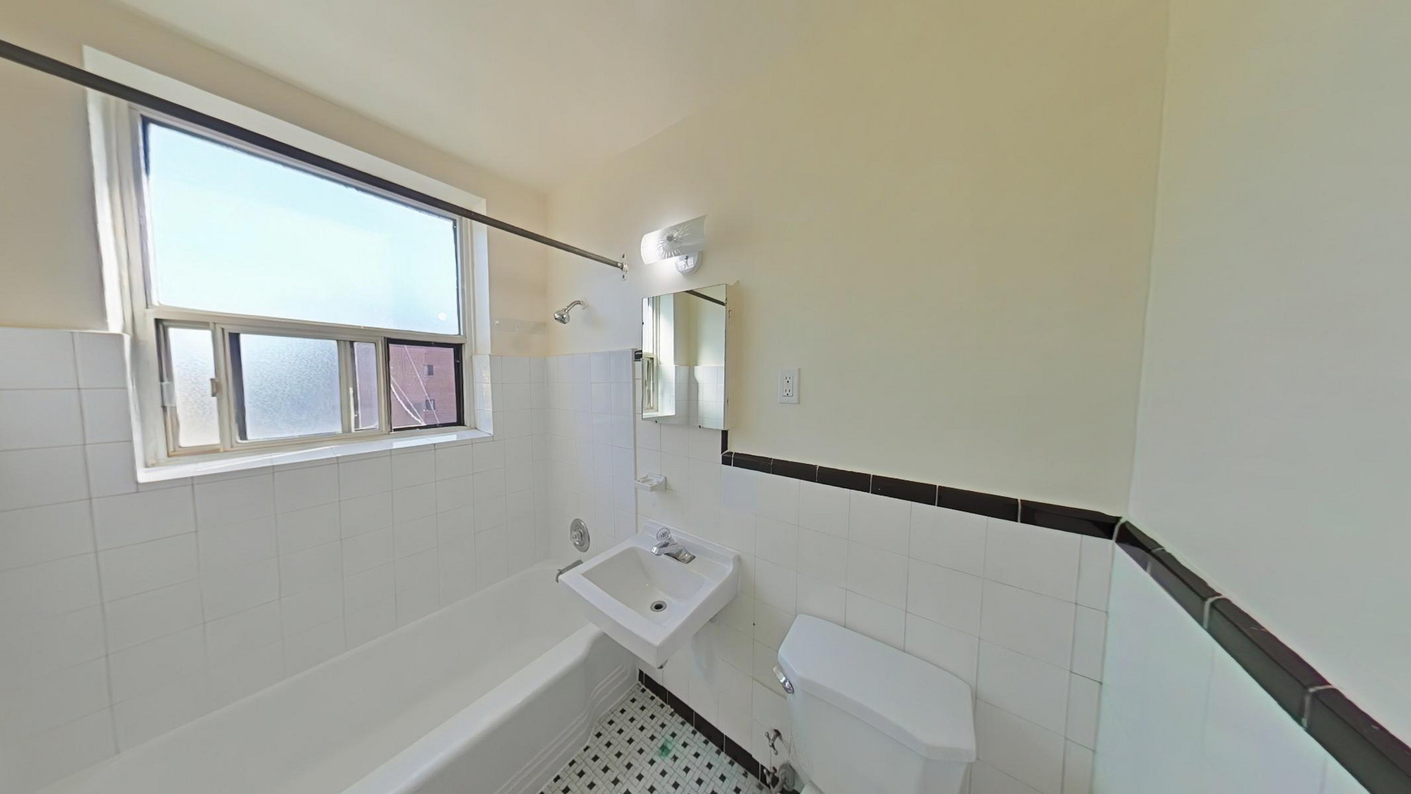 1637 Victoria Park Avenue - Photo 10