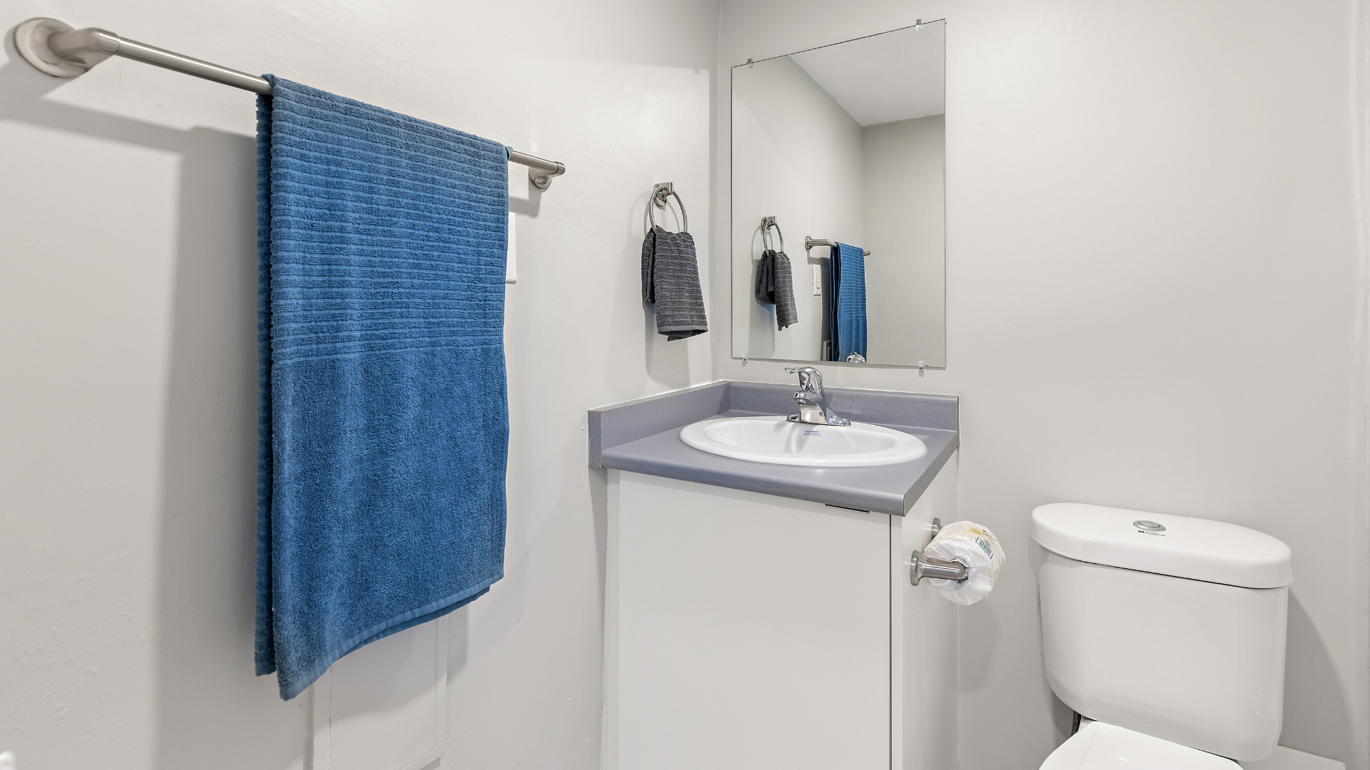 1577 Lawrence Avenue West - Photo 11