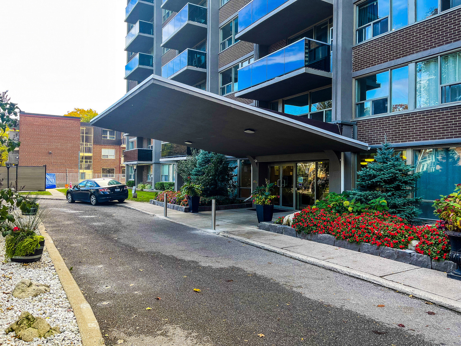 345 Merton Street  - Photo 3