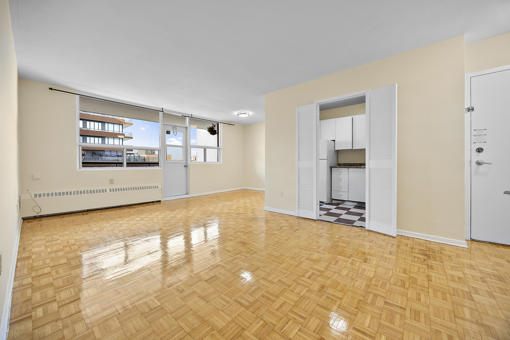 30 High Street East - Photo 5