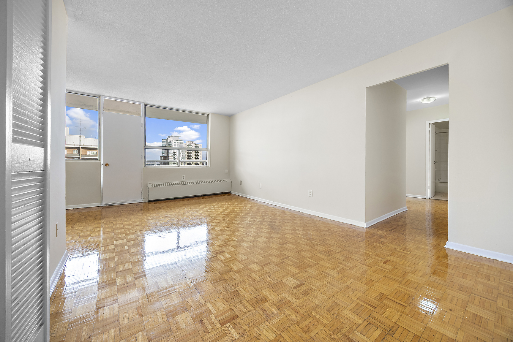 30 High Street East - Photo 9