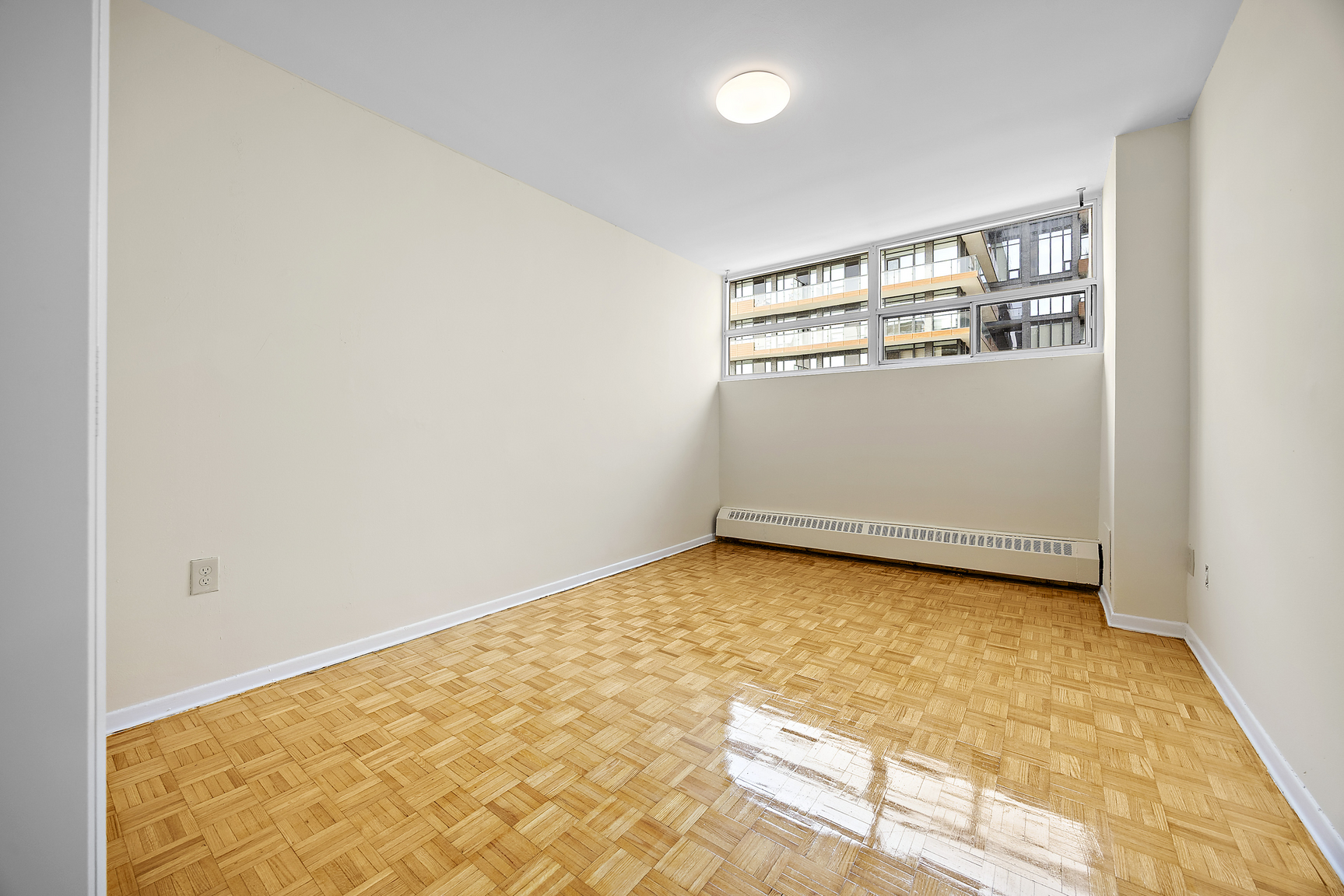 30 High Street East - Photo 13