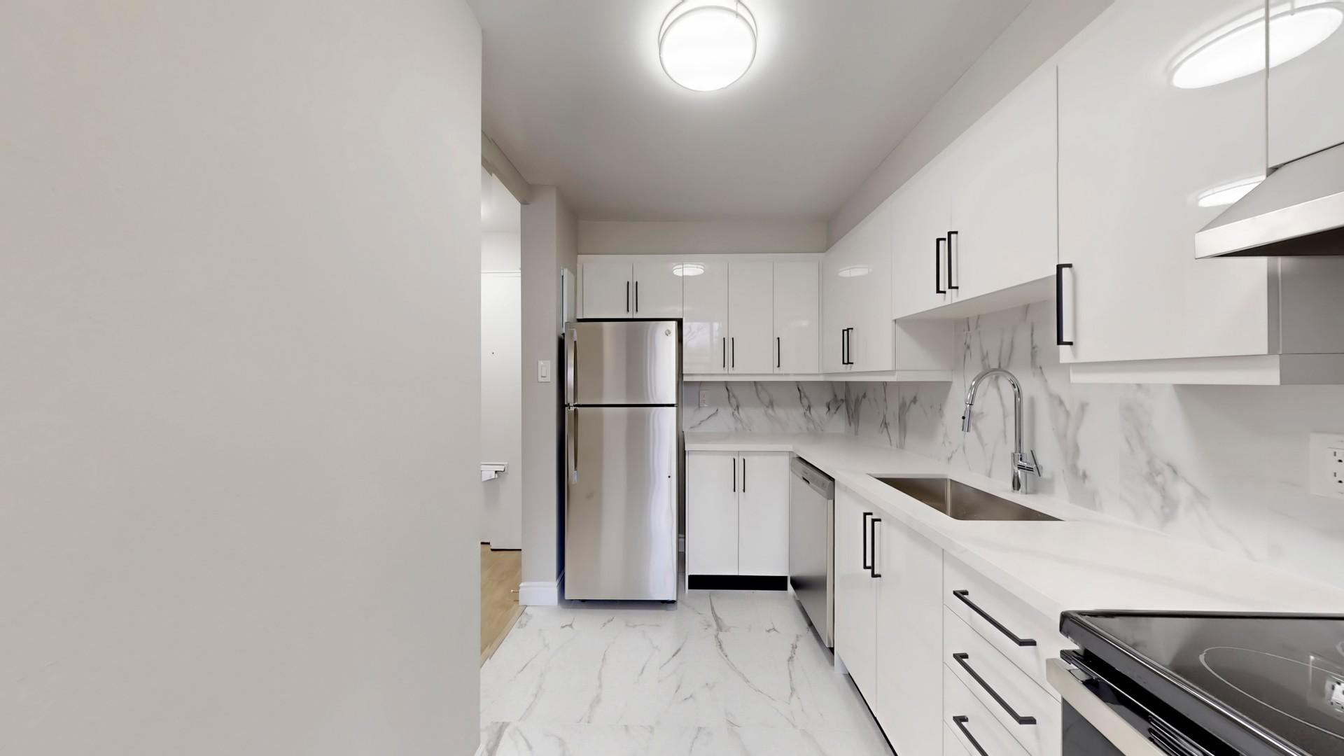 345 Merton Street  - Photo 21