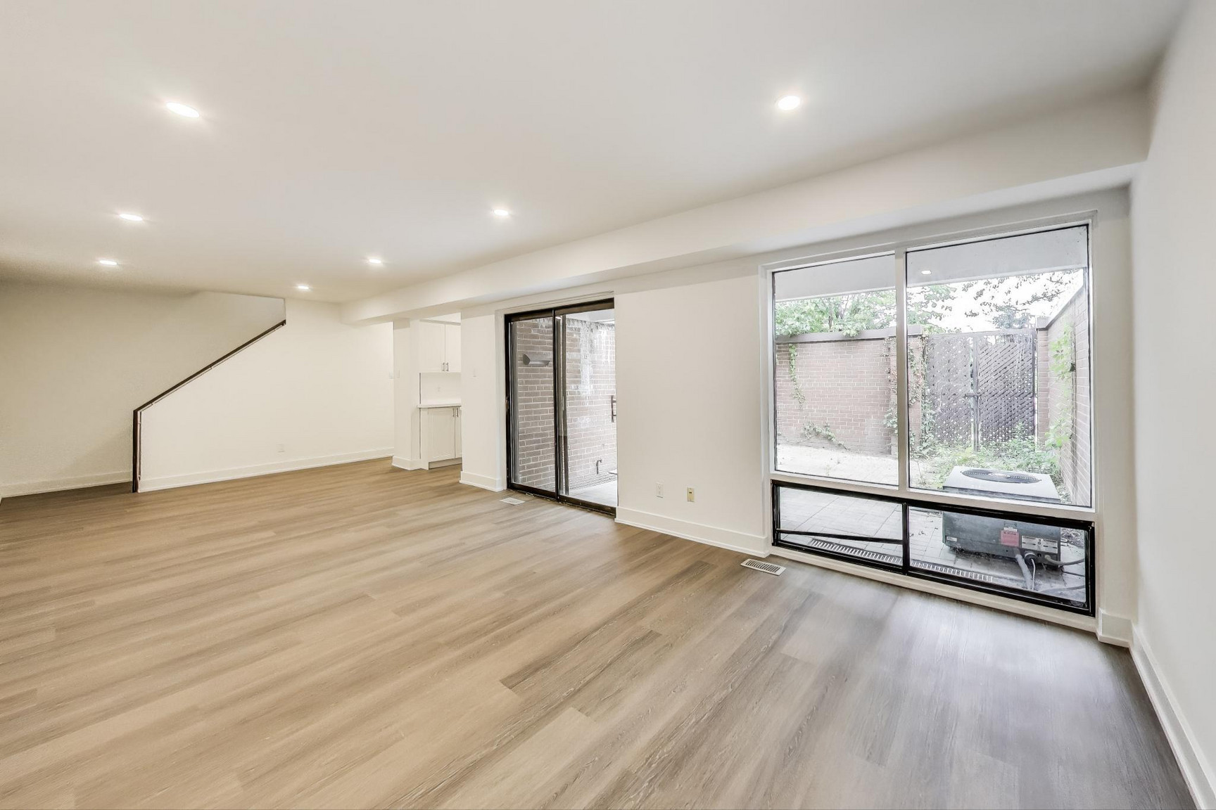 390 - 400 Woodsworth Road - Photo 4