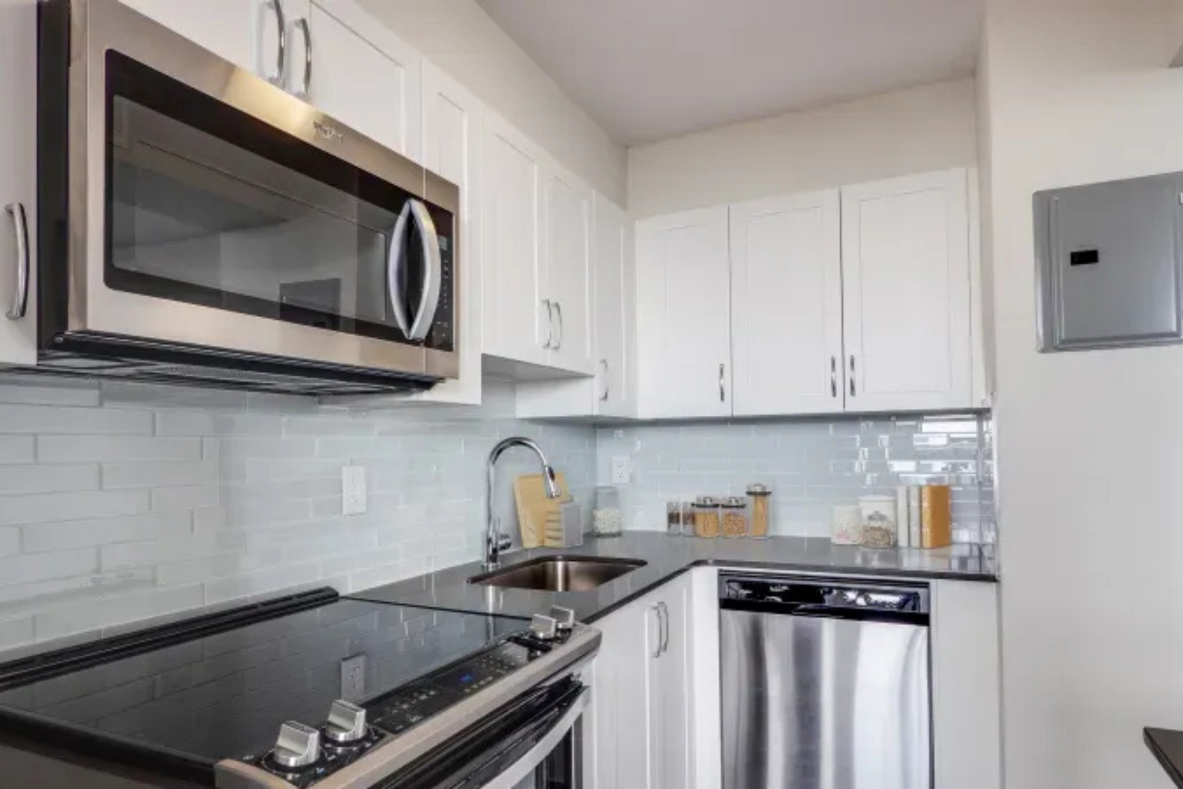 739 Birchmount Road - Photo 6