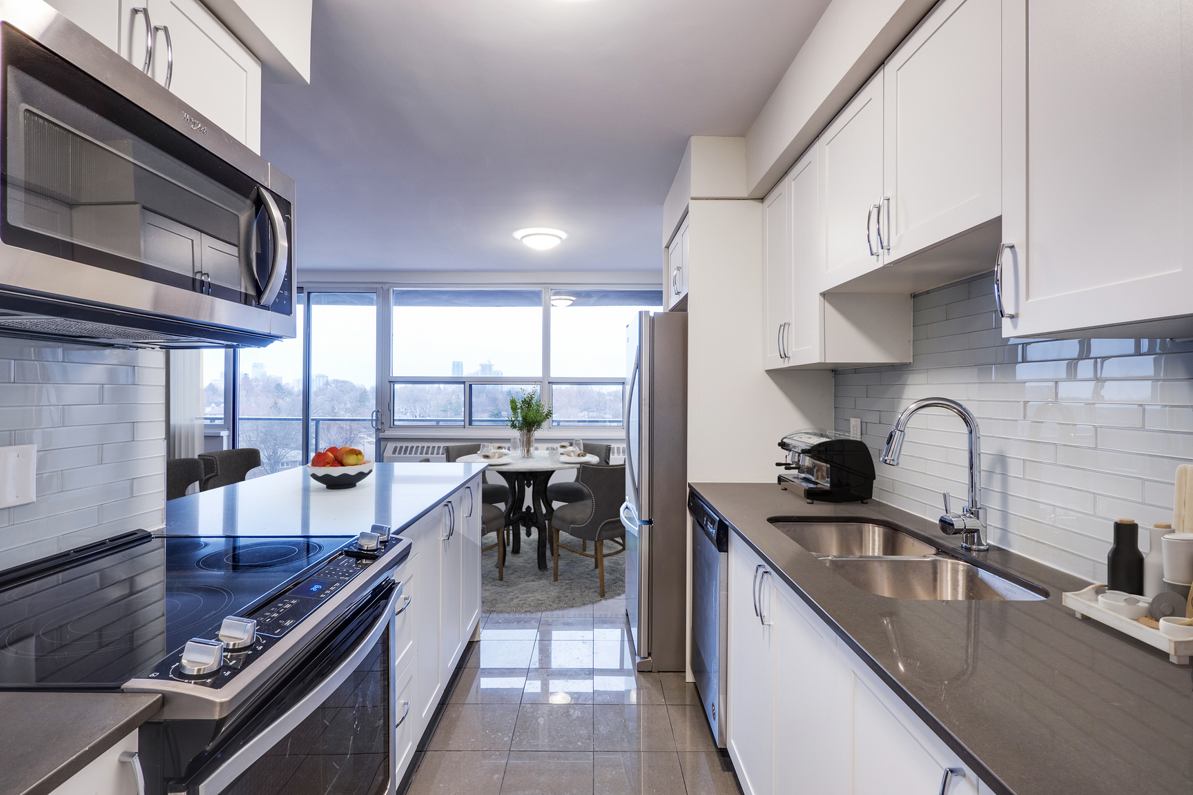 140 Kingston Road - Photo 2