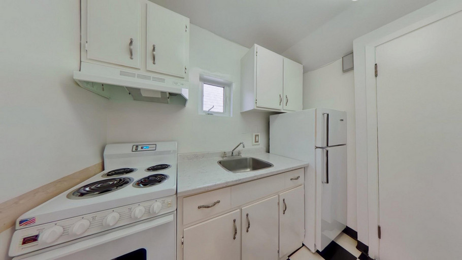 24 Webster Avenue