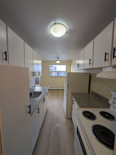 2685 King Street East