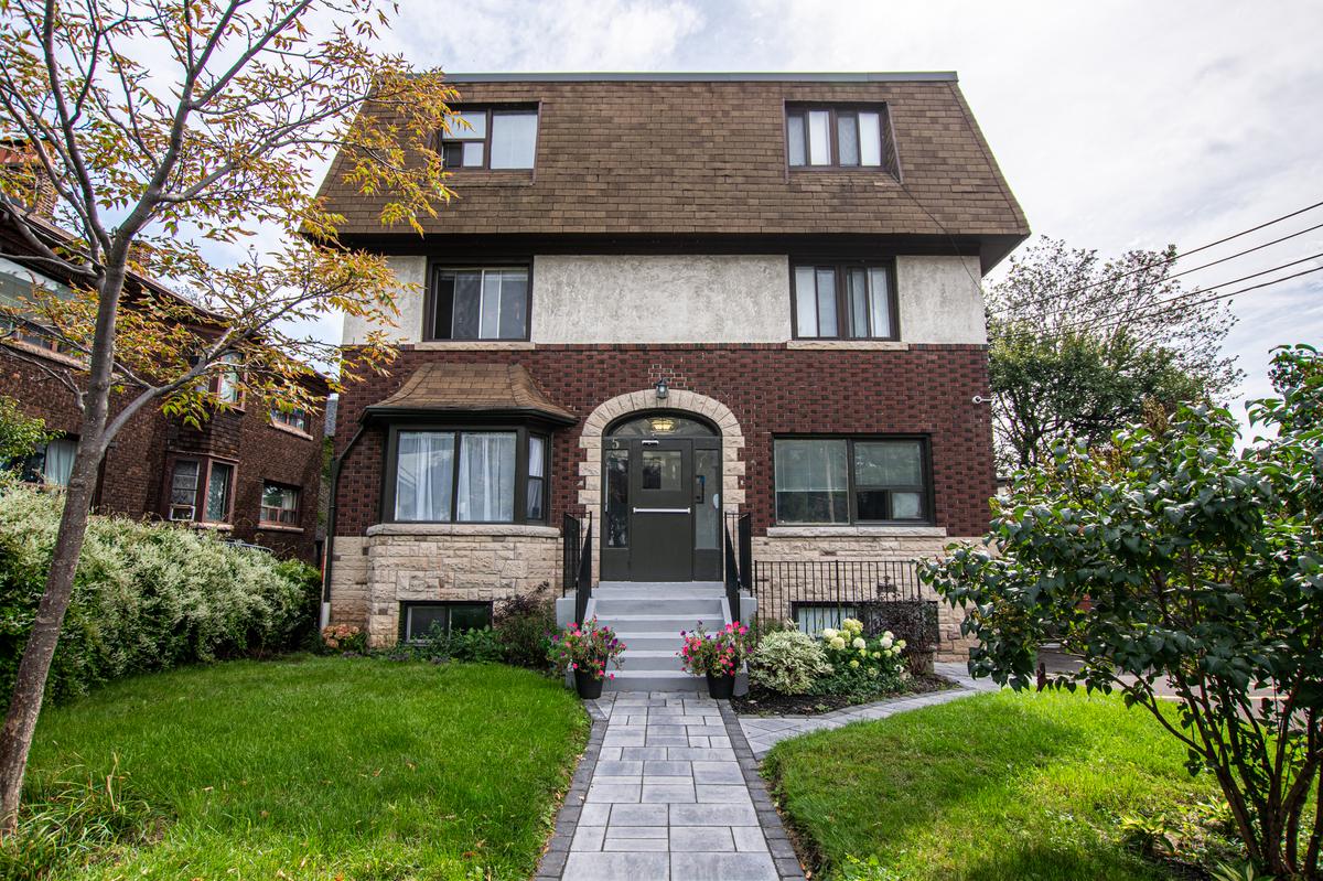 5 Glenavon Road, Toronto, ON M6K 1C9 — photo 1