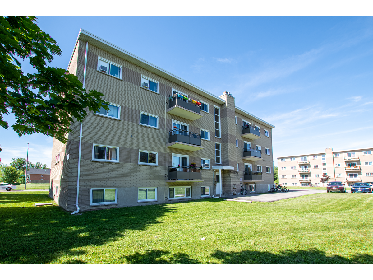 120 & 134 Borden Street, Stratford, ON N5A 4R2 — photo 1