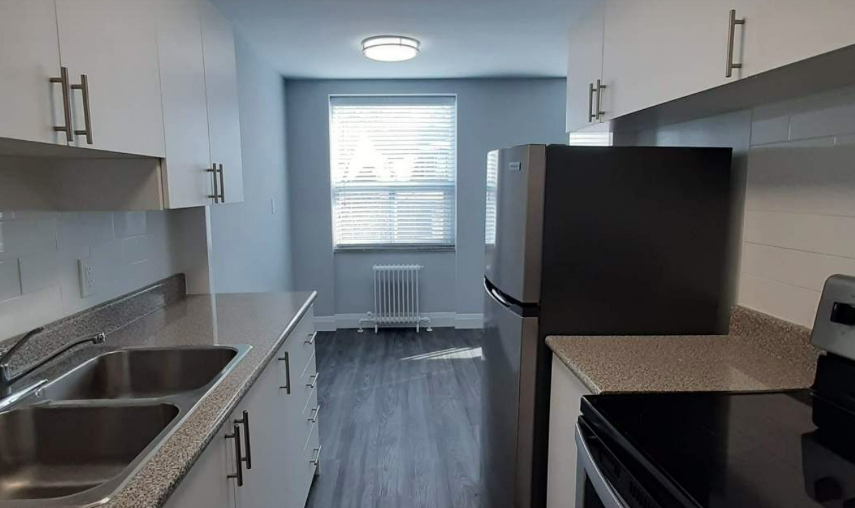 5 Benlamond Avenue, Toronto, ON M4E 1Y8 — photo 2