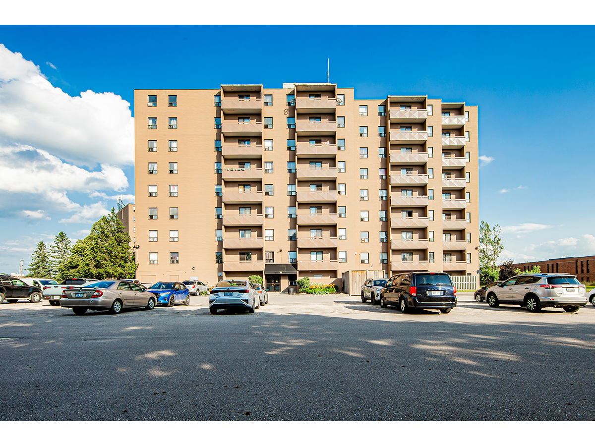 27-40 Vanier Drive, Guelph, ON N1G 2L1 — photo 1