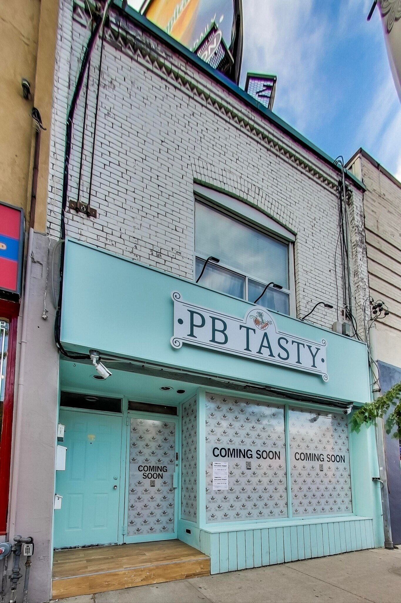 2984 Dundas St W, Toronto, ON M6P 1Z3 — photo 1