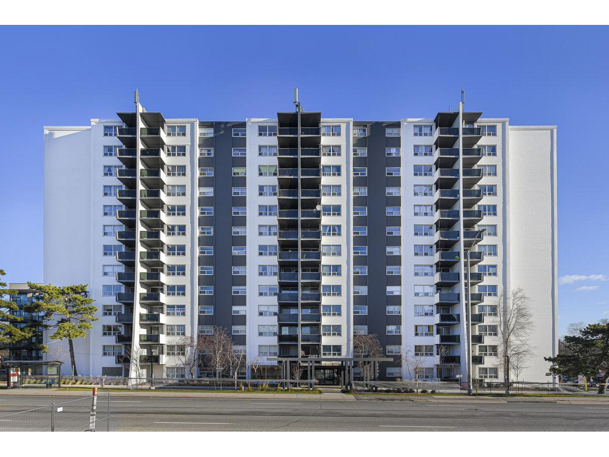 2465 Hurontario Street, Mississauga, ON L5A 2G5 — photo 1