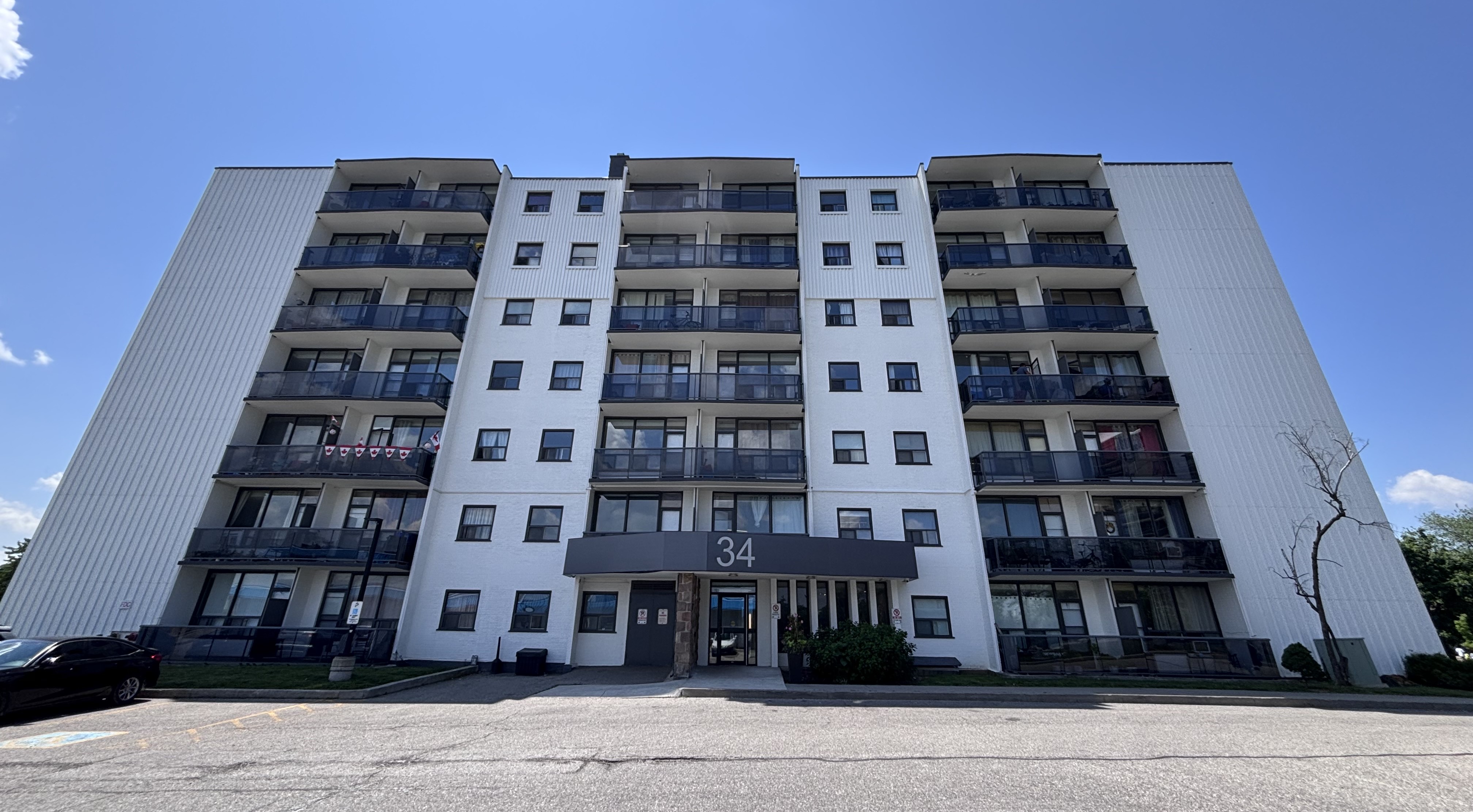 34 Rambler Drive, Brampton, ON L6W 1E3 — photo 1