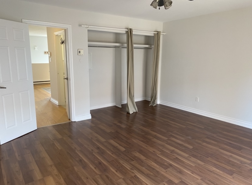998 Queen Street East, Toronto, ON M4M 1K1 — photo 3