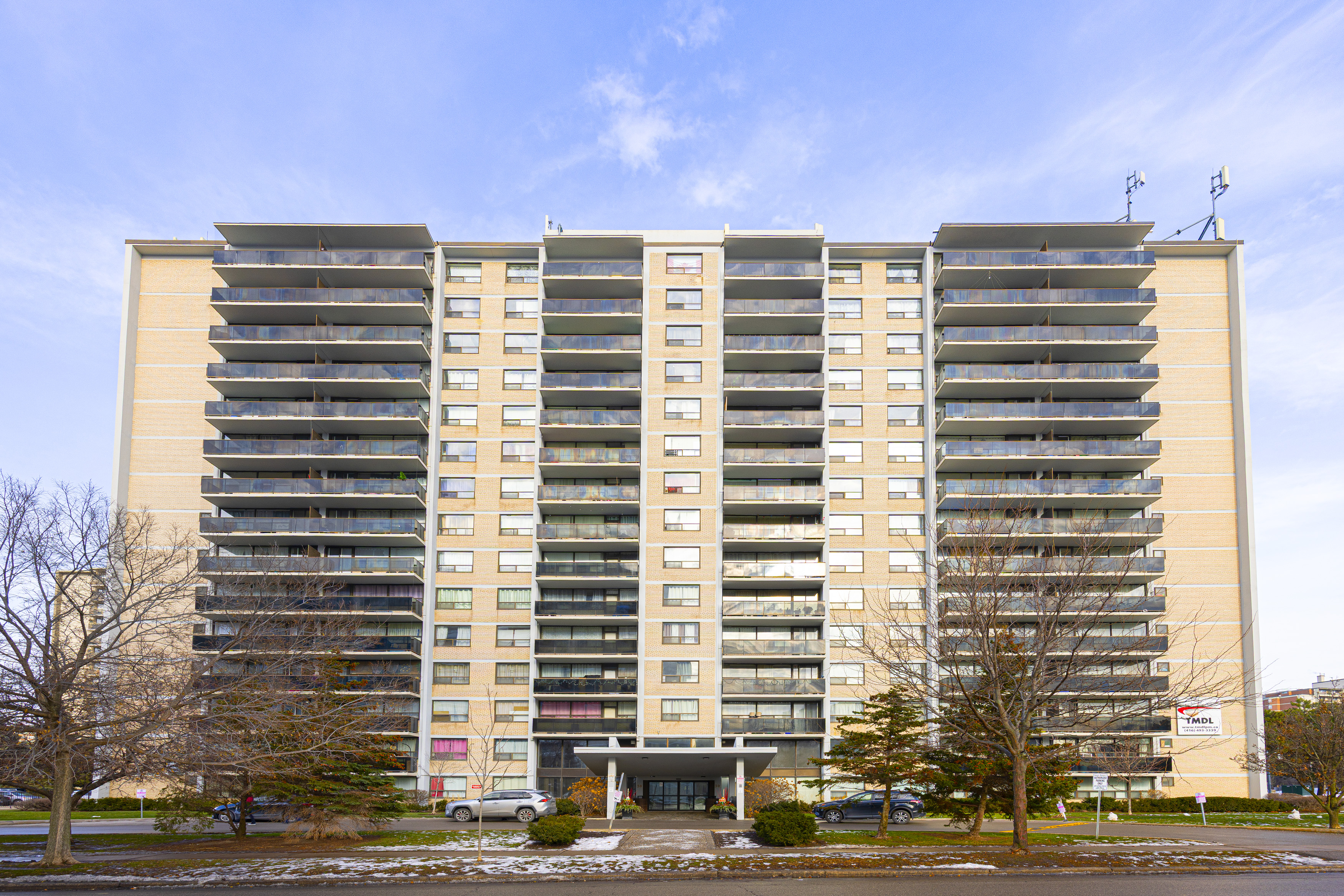 30 Esterbrooke Avenue, Toronto, ON M2J 2C4 — photo 1