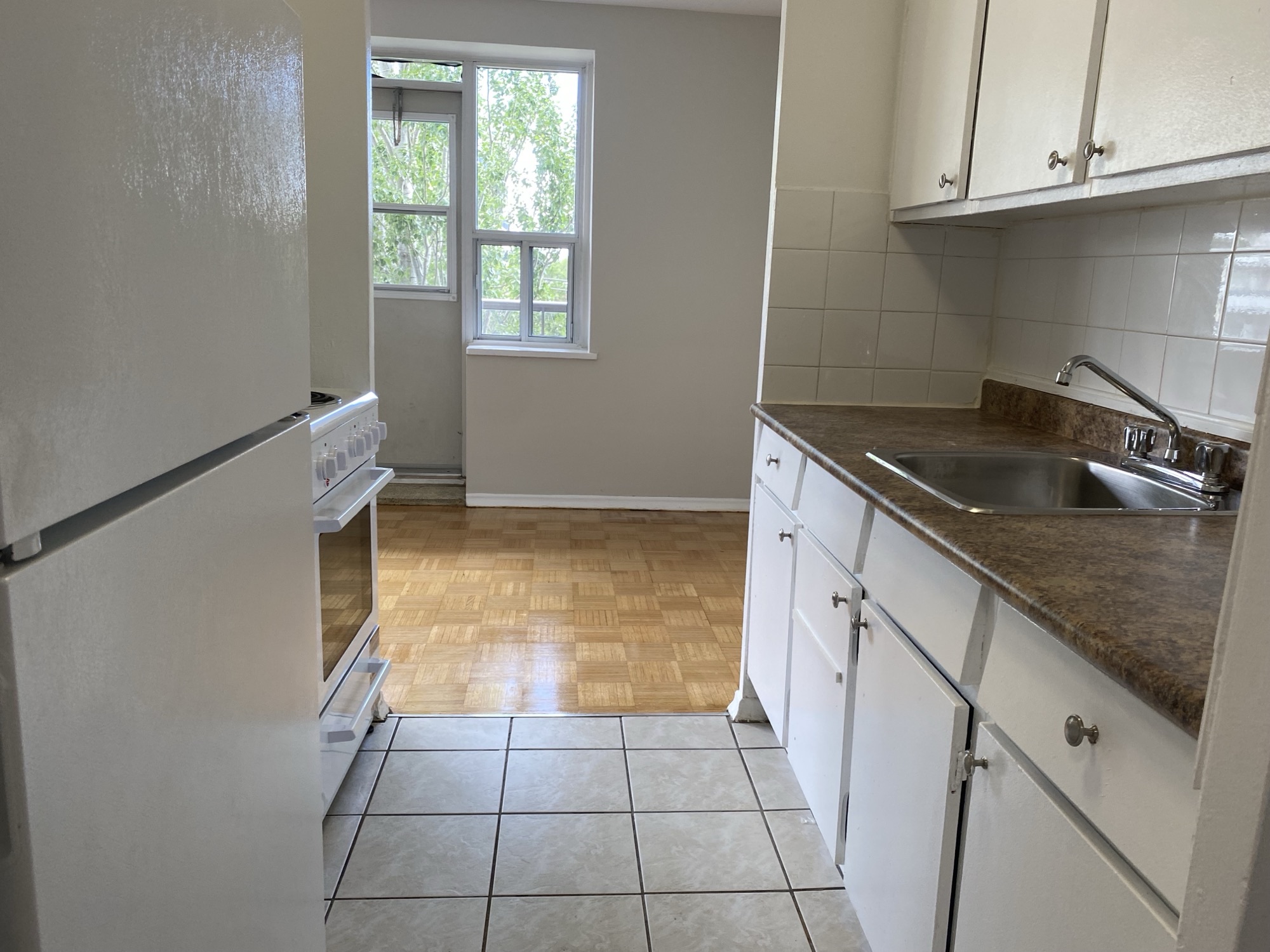 42 Gulliver Road, Toronto, ON M6M 2N1 — photo 3