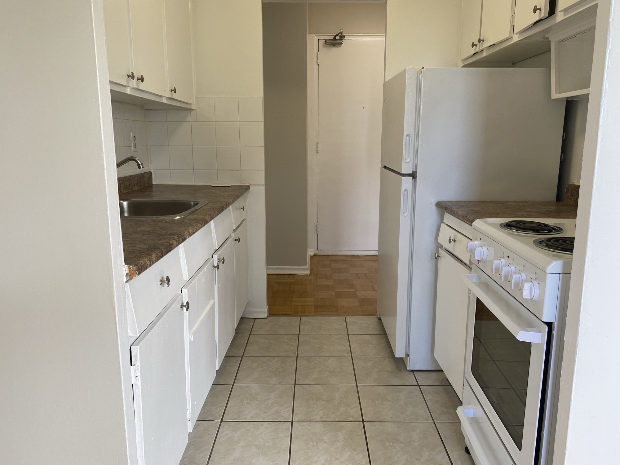 42 Gulliver Road, Toronto, ON M6M 2N1 — photo 2