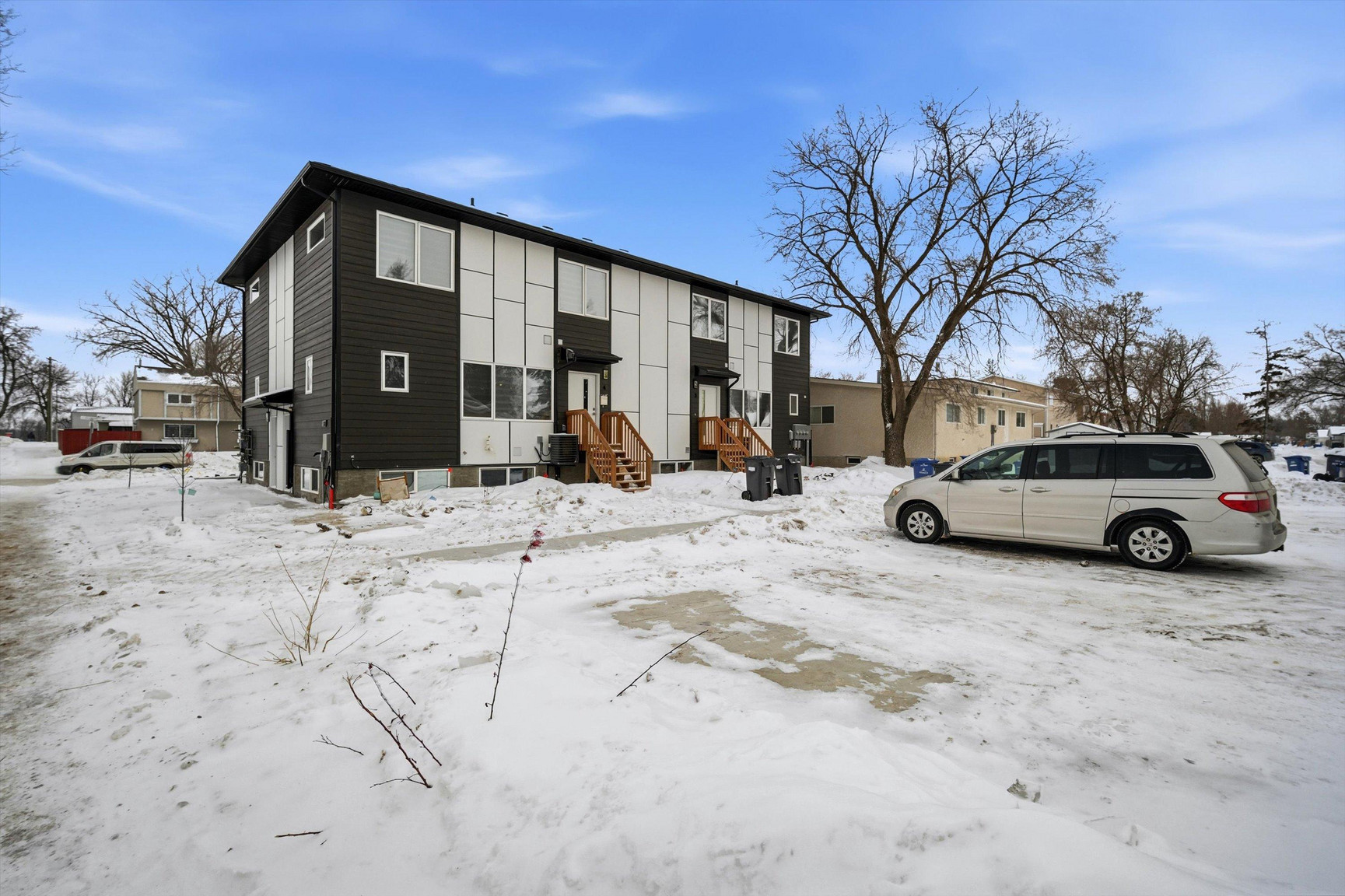 2 Villeneuve Blvd - Photo 40