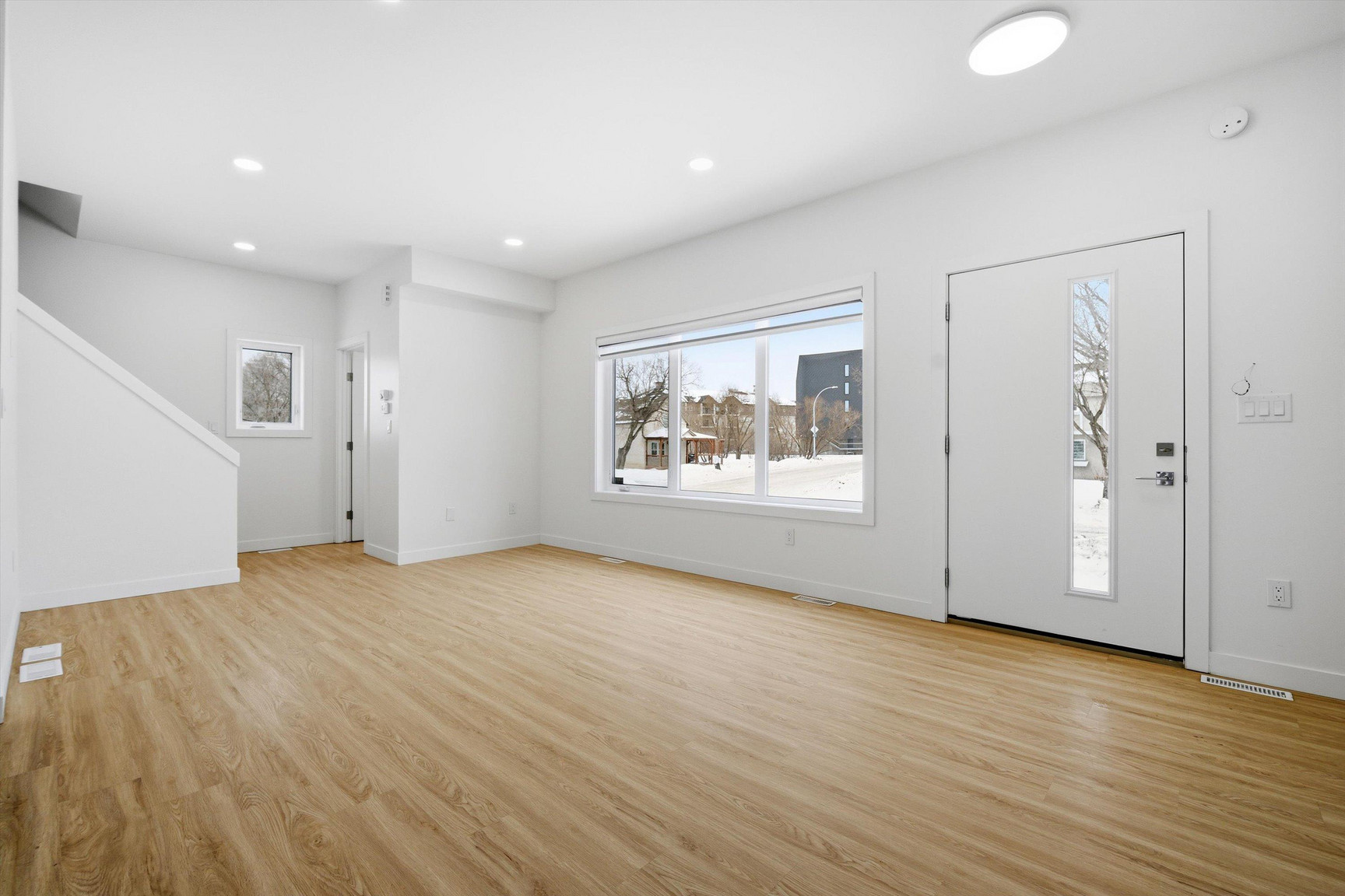 2 Villeneuve Blvd - Photo 4