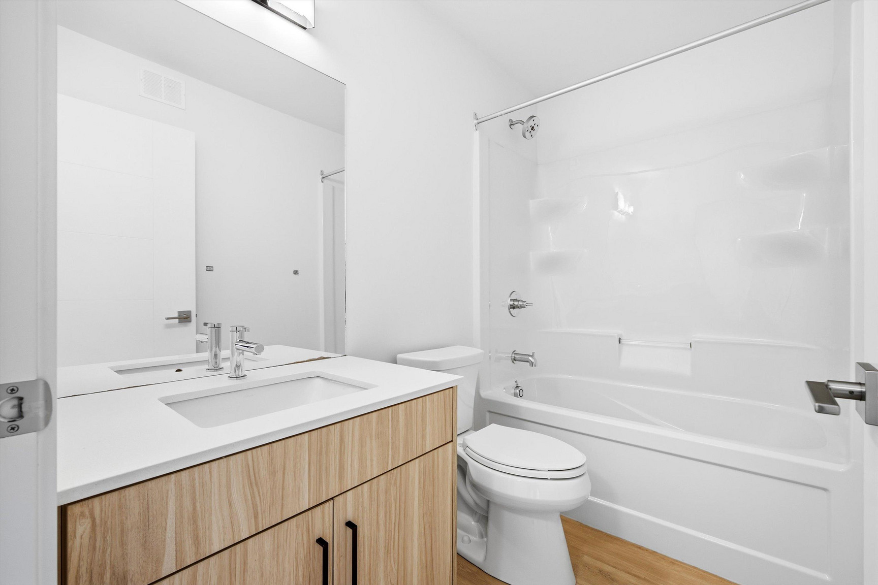 2 Villeneuve Blvd - Photo 30