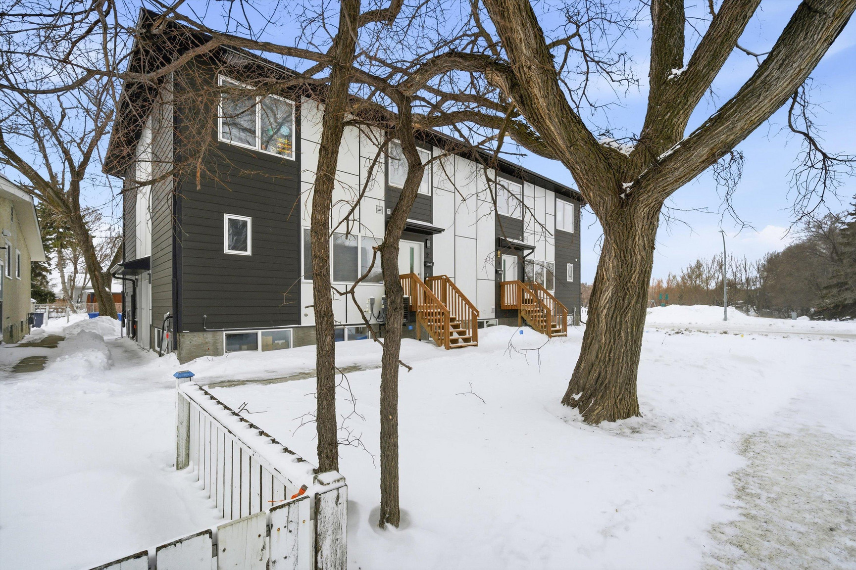 2 Villeneuve Blvd - Photo 38