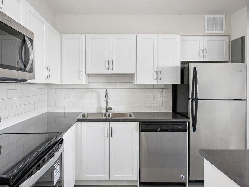 41 Garfella Drive Toronto - Photo 2
