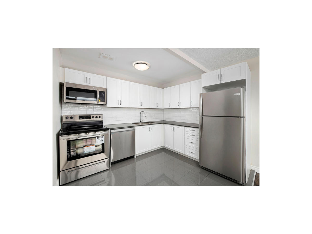 3101 &amp; 3111 Eglinton Avenue East - Photo 6