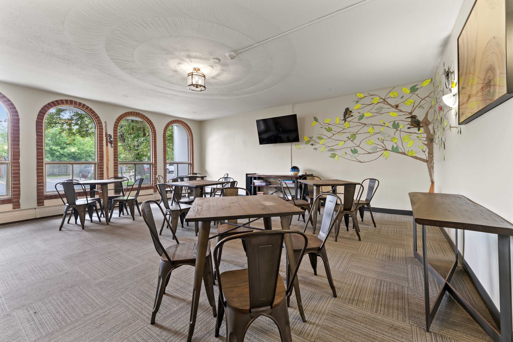Southwick Apartments - Photo 8