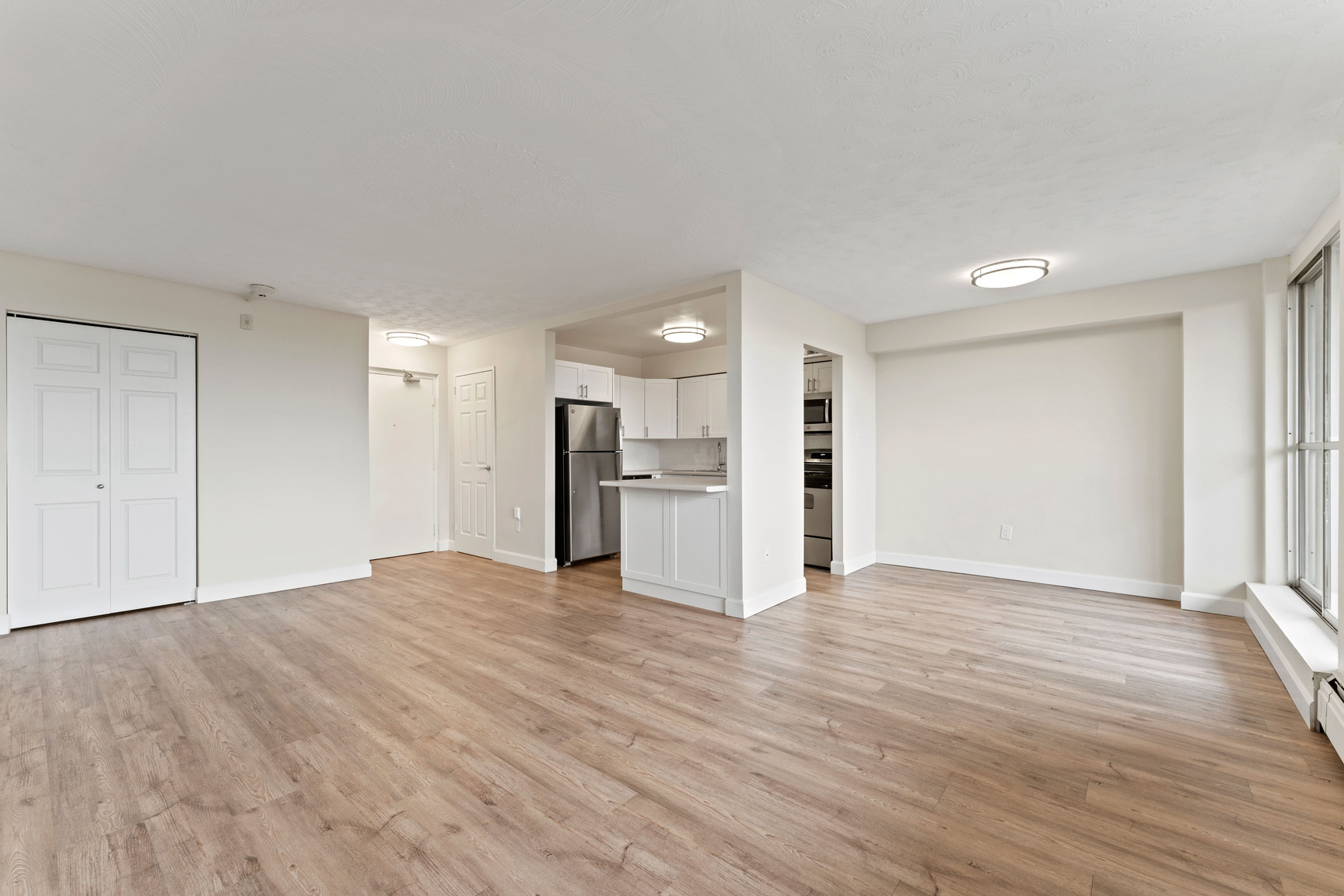 Southwick Apartments - Photo 12