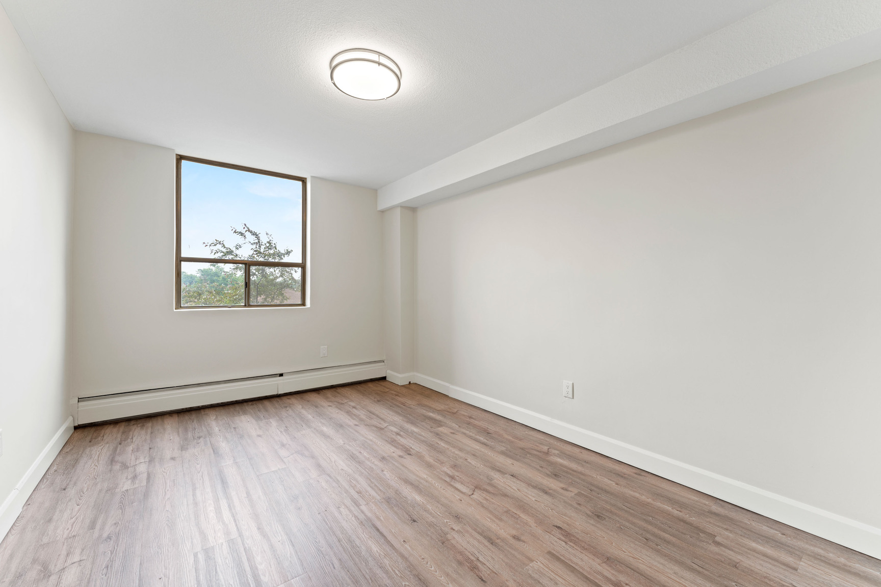 Southwick Apartments - Photo 16