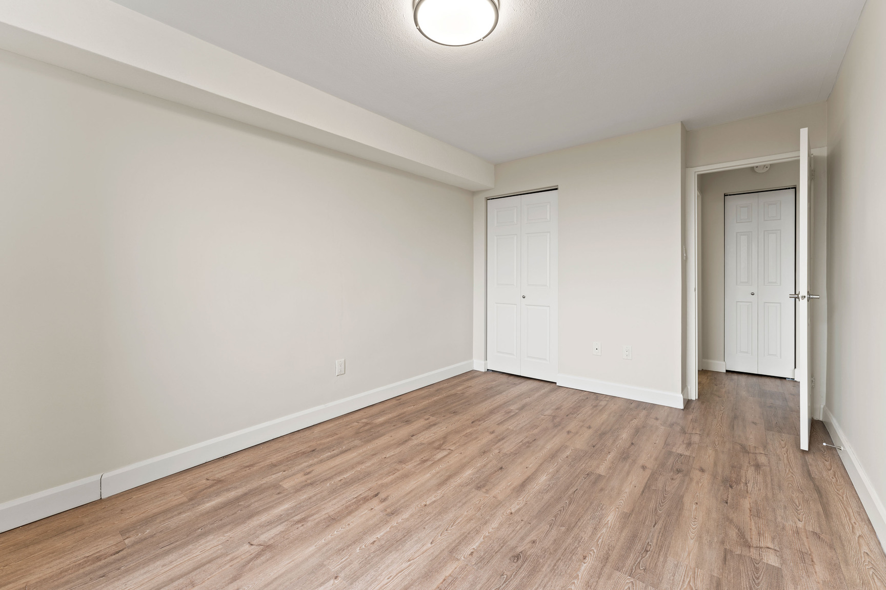 Southwick Apartments - Photo 19