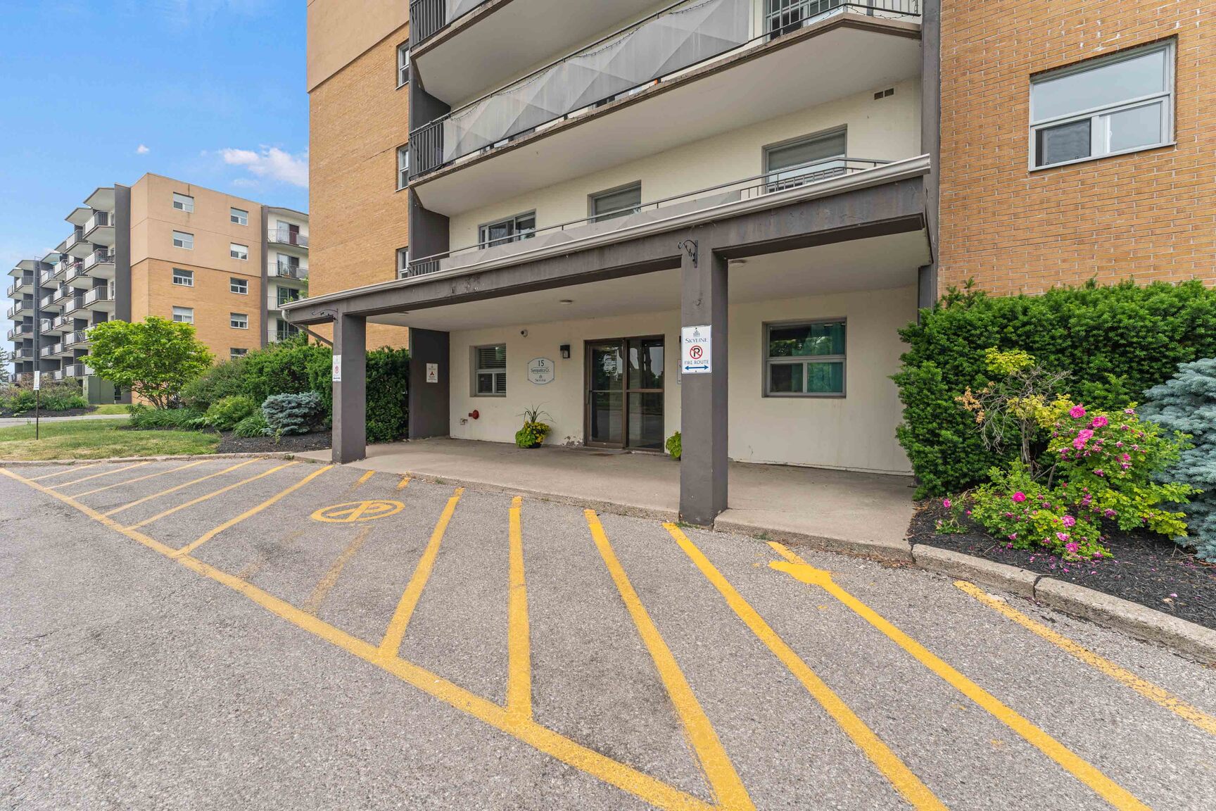 Lynden Gate Estates Apartments - Photo 3