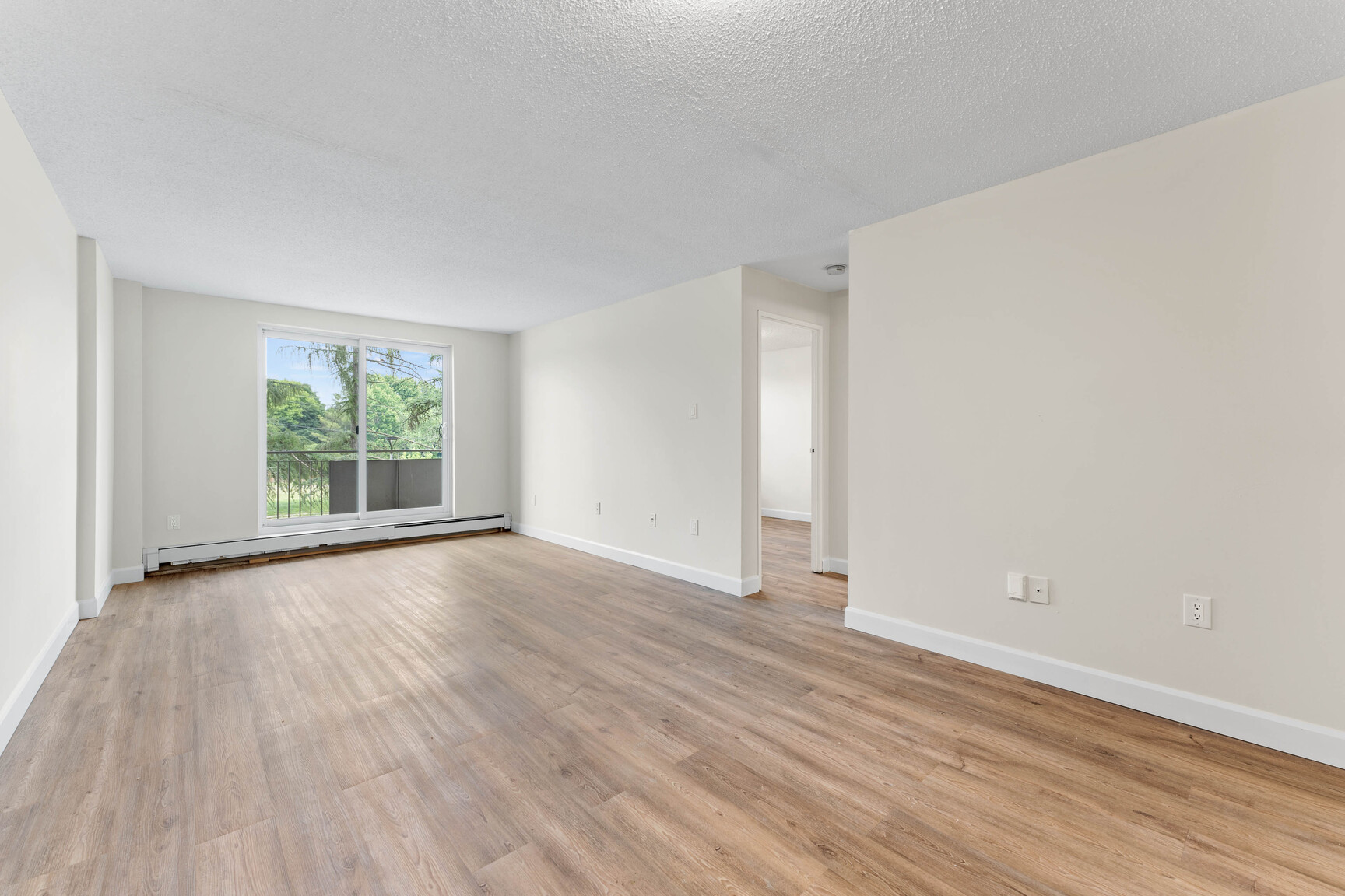 Lynden Gate Estates Apartments - Photo 9