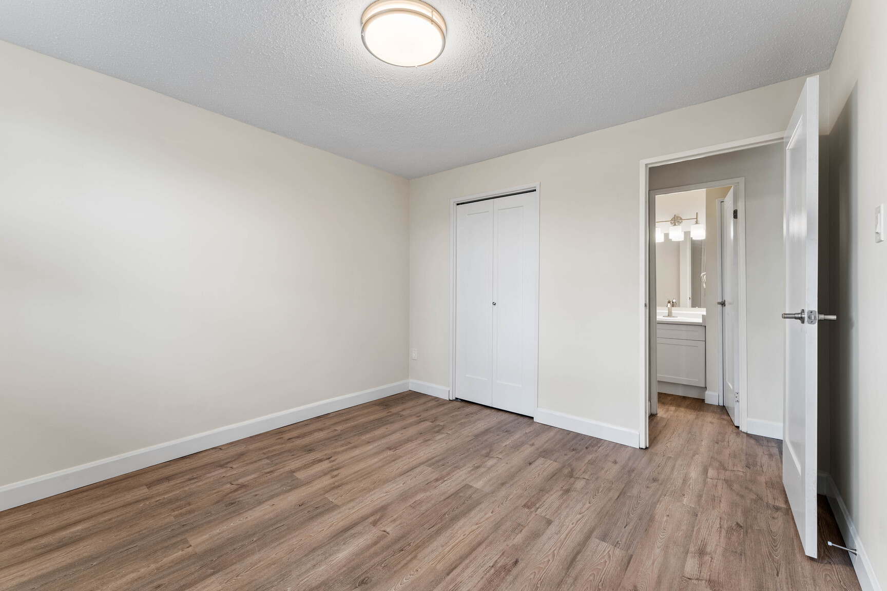 Lynden Gate Estates Apartments - Photo 17