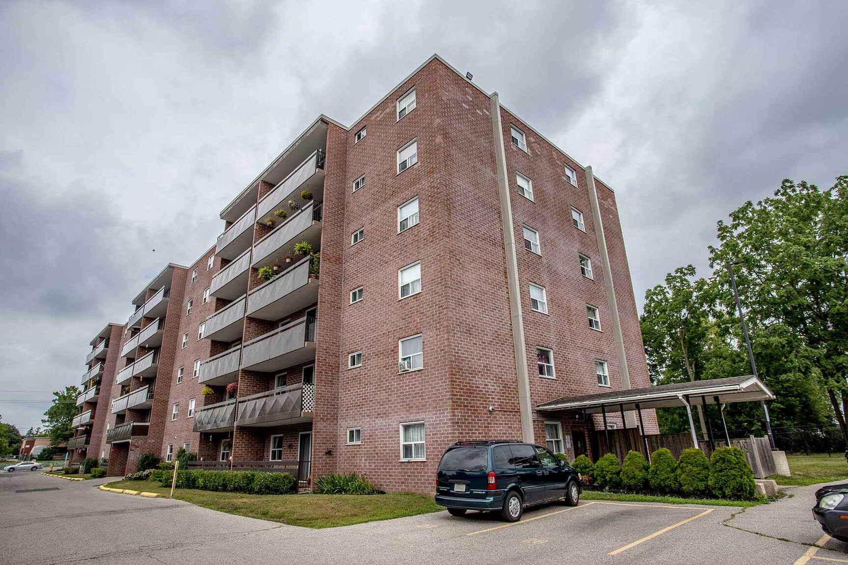 Parkview Heights Apartments - Photo 2