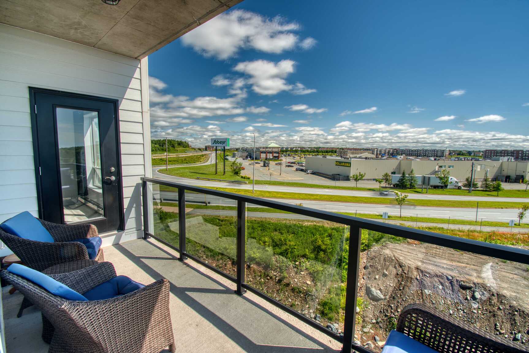 The Ashton Apartments - Photo 11