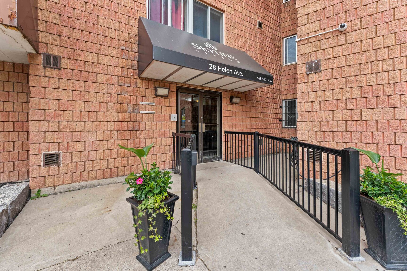 The Graham Bell Apartments - Photo 2