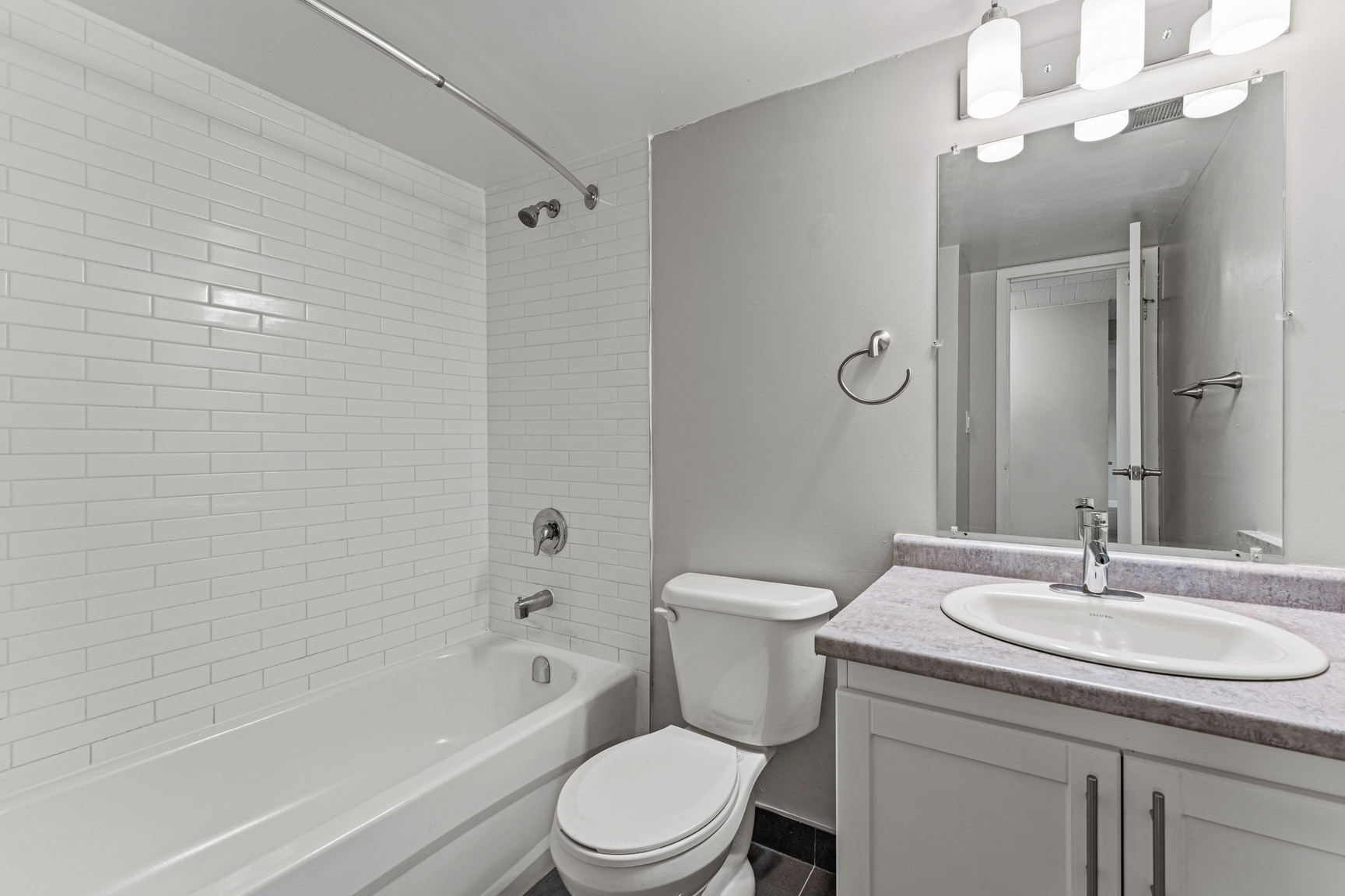 The Graham Bell Apartments - Photo 16