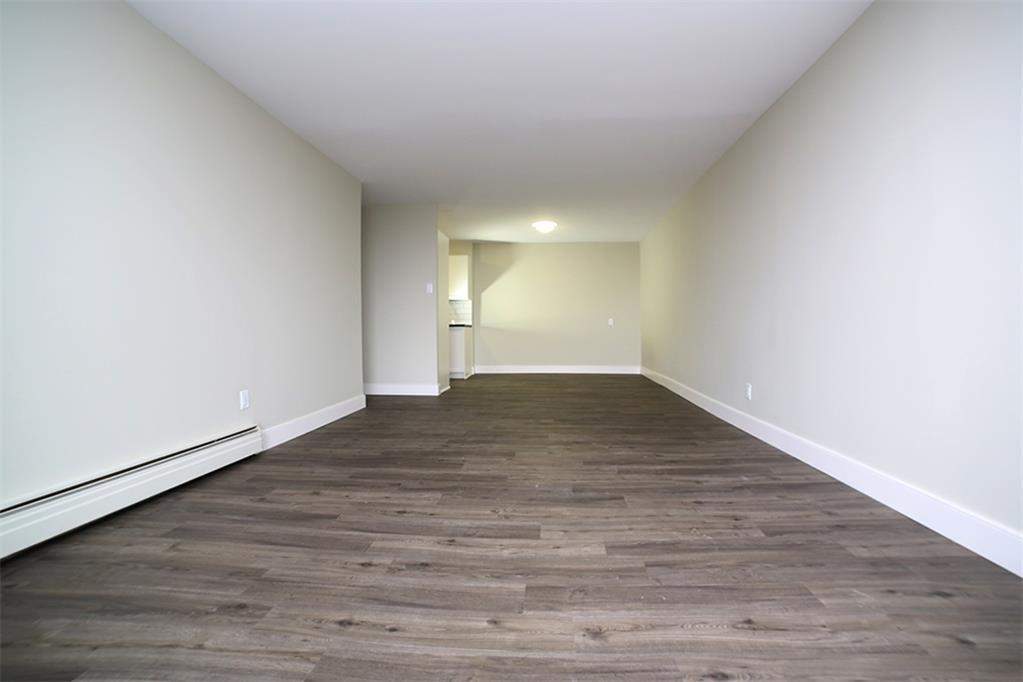 Gemini Towers Apartments - Photo 8