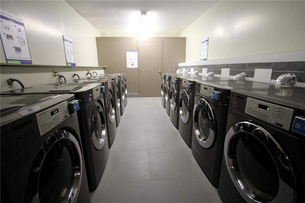 Gemini Towers Apartments - Photo 16