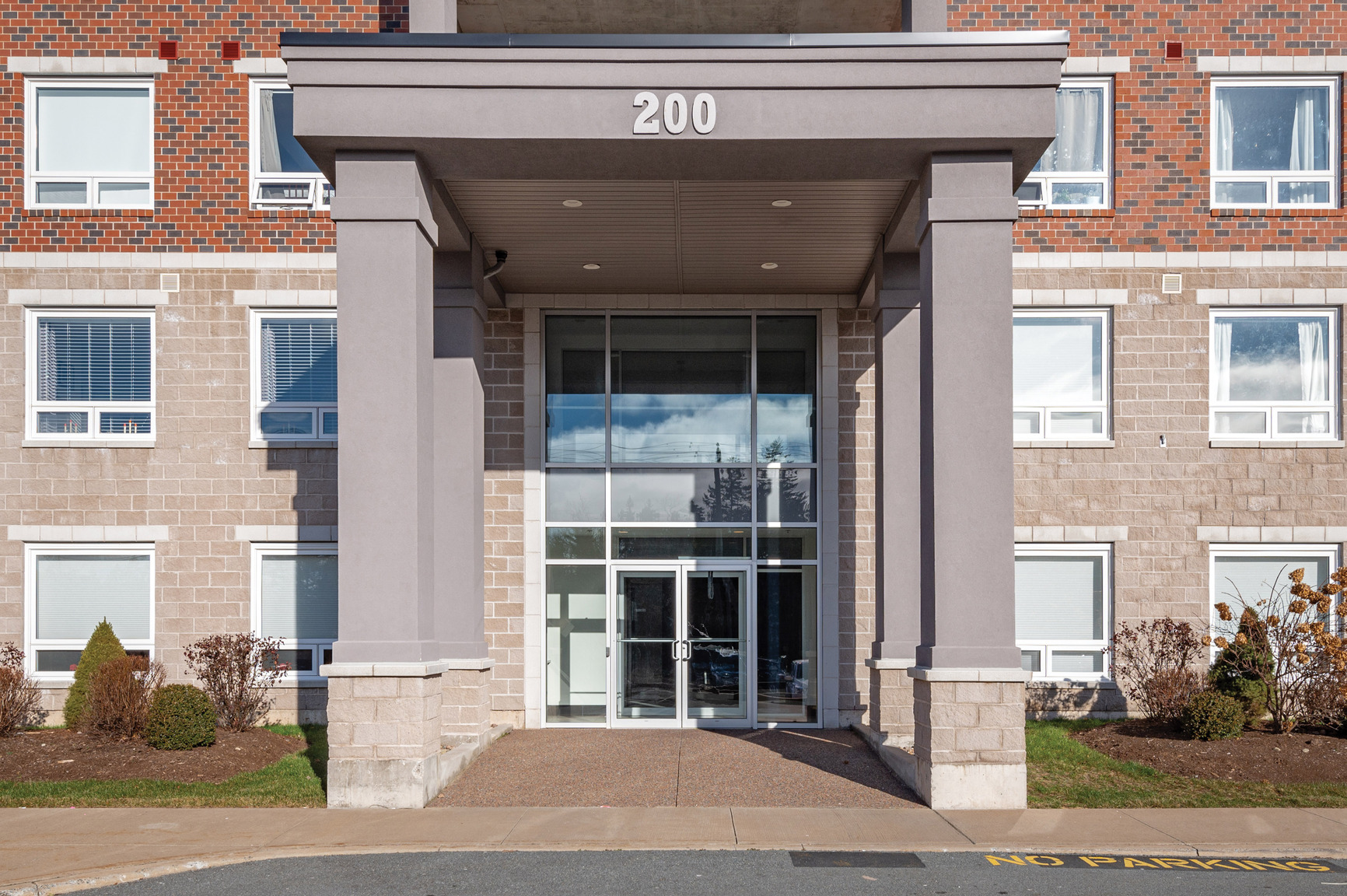 The Two Hundred on Broad Apartments - Photo 4
