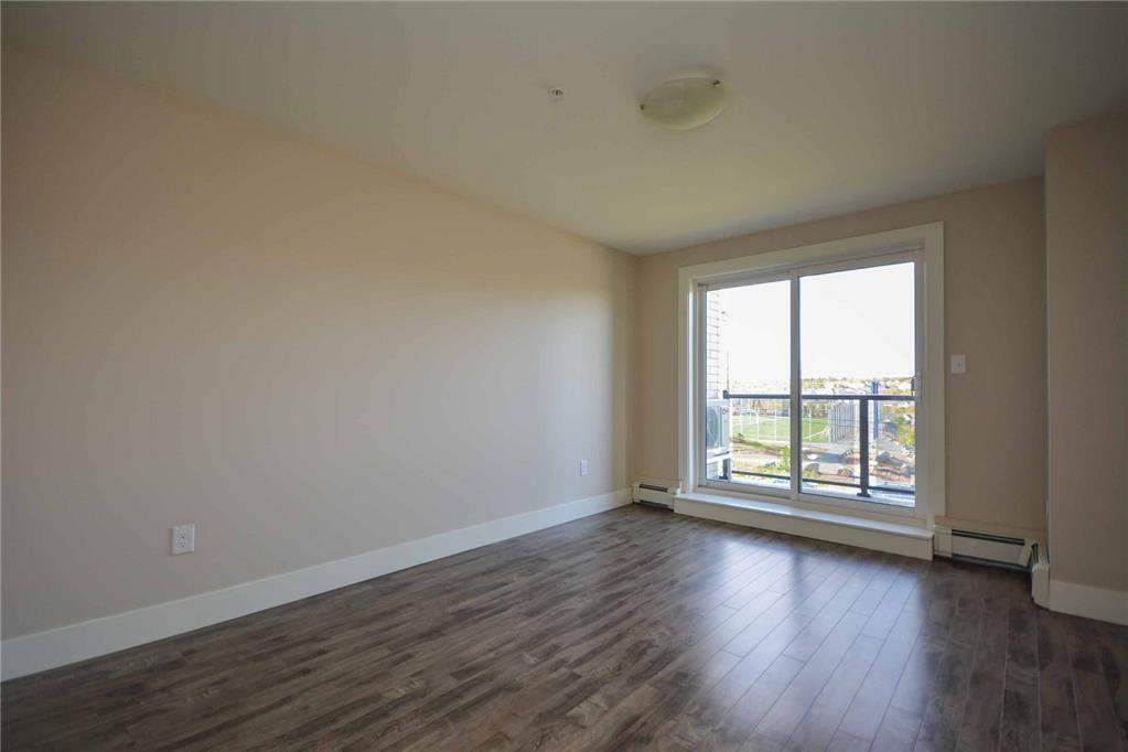 Symphony Suites Apartments - Photo 11