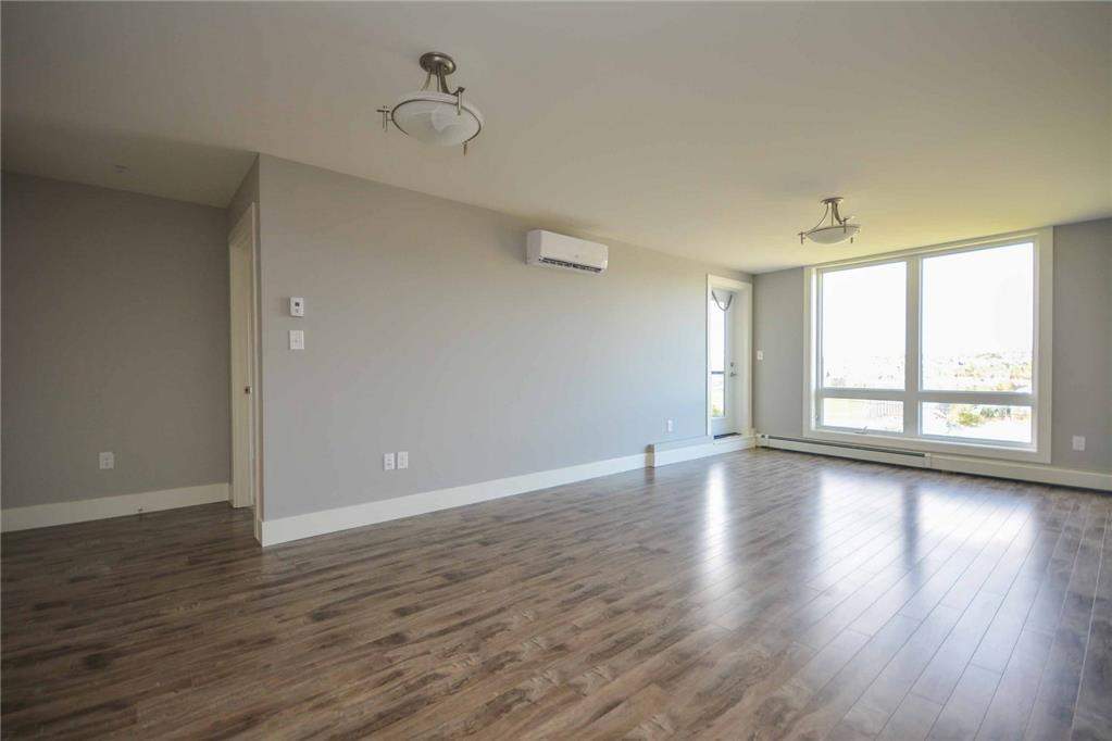 Symphony Suites Apartments - Photo 13