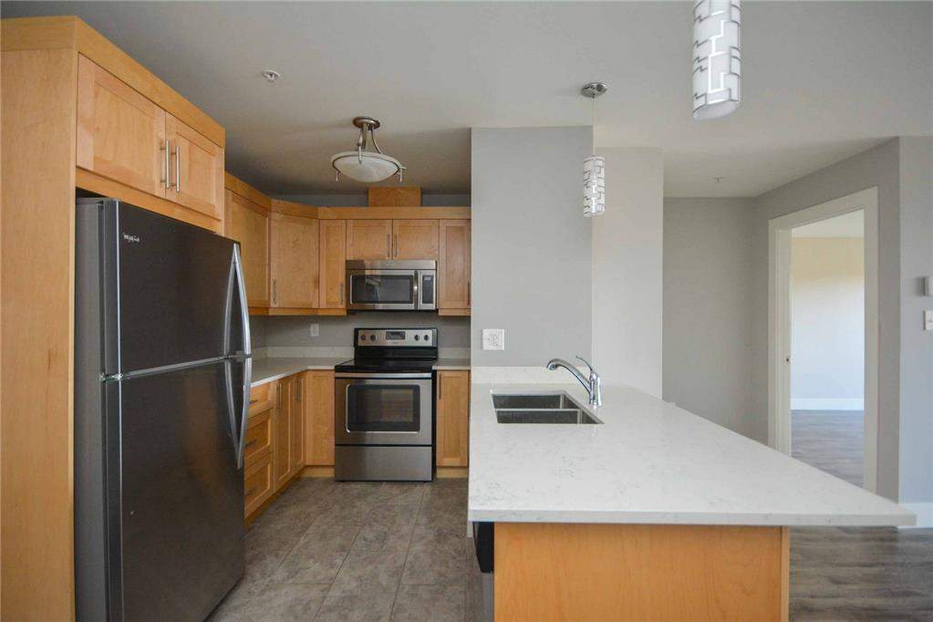 Symphony Suites Apartments - Photo 17